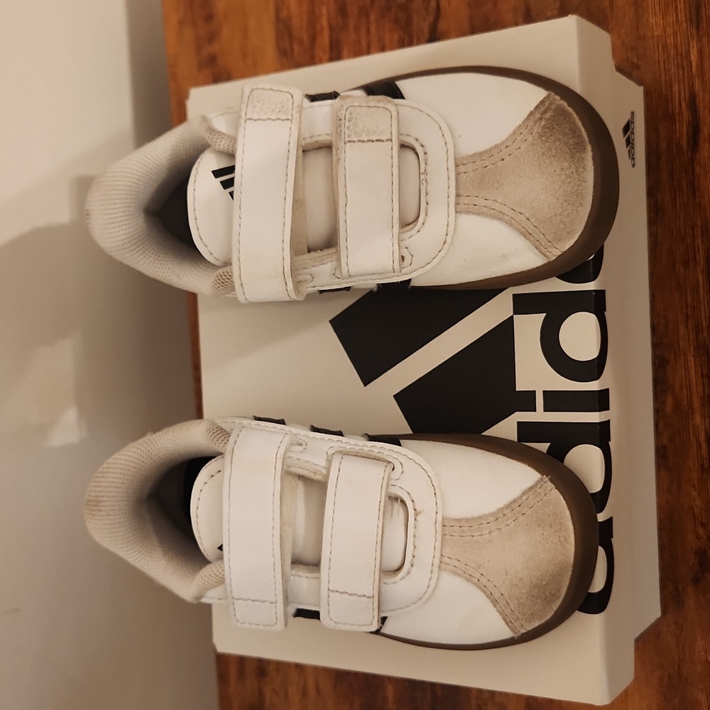Adidas vl court sneakers